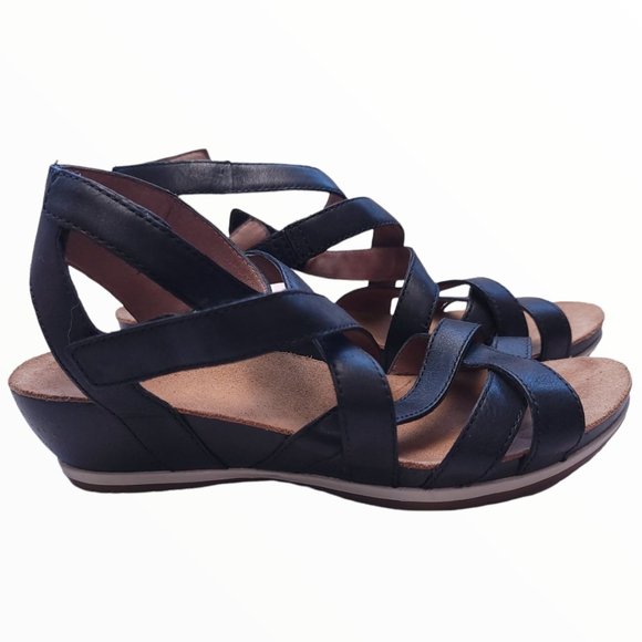 veruca sandal dansko